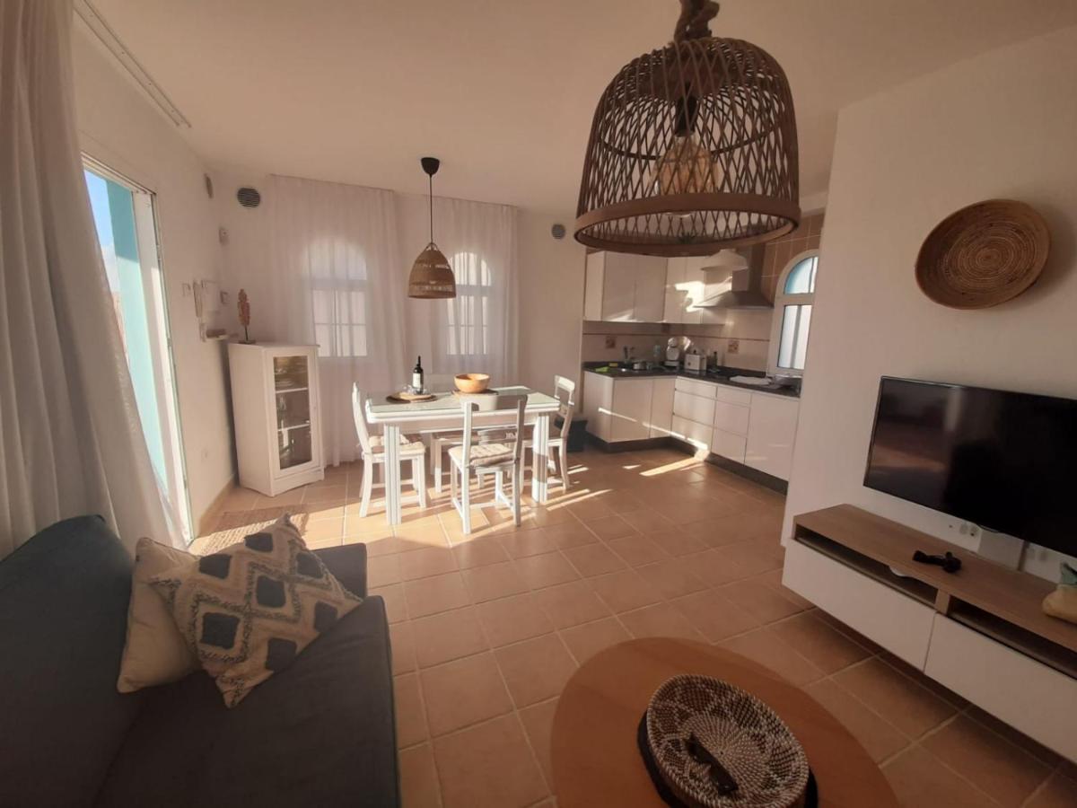 Cozy, Beach House , By Mahbovillas Ла-Олива Экстерьер фото
